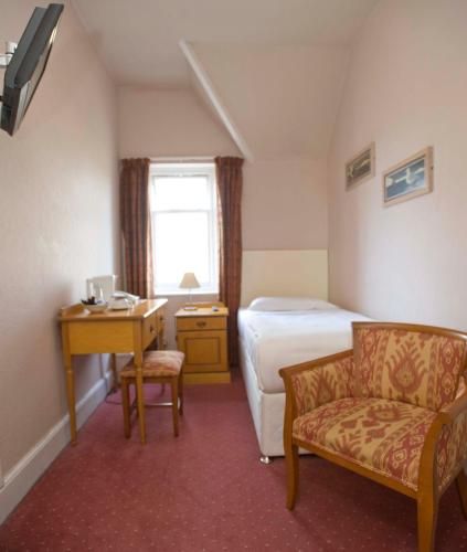 Hotel Photo 9