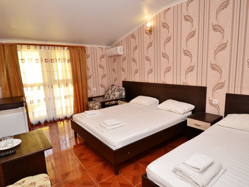 Hotel Photo 1
