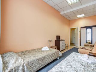 Полулюкс с балконом с видом на реку, центр города