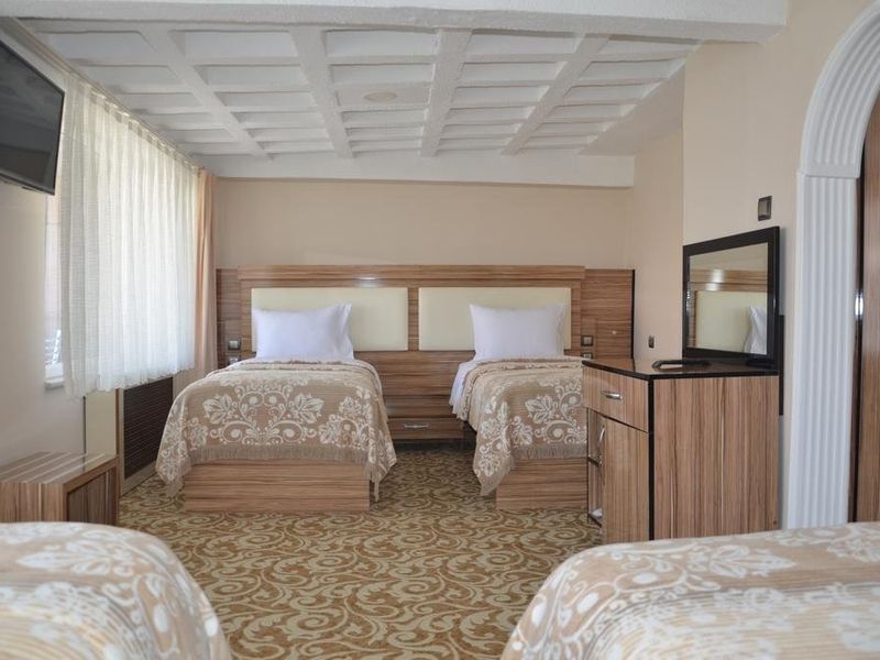 Hotel Photo 1