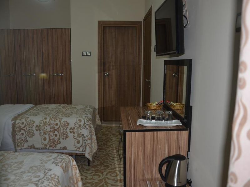 Hotel Photo 5