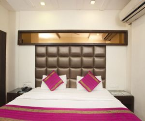 OYO 498 Hotel Hari Piorko Delhi City India