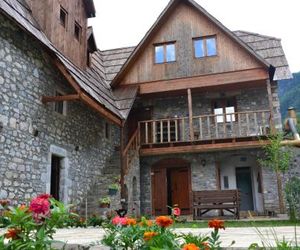 Shpella Guesthouse Theth Bajraku i Thethit Albania