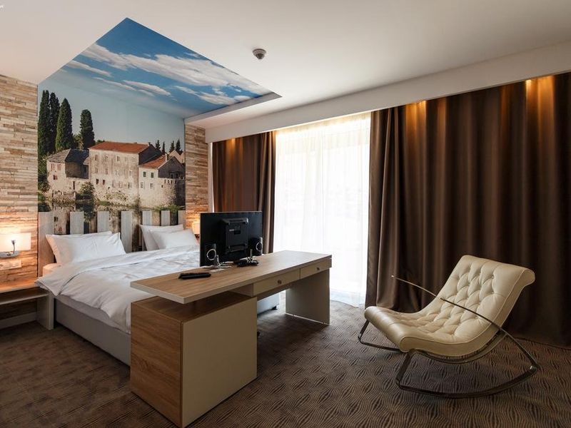 Hotel Photo 5