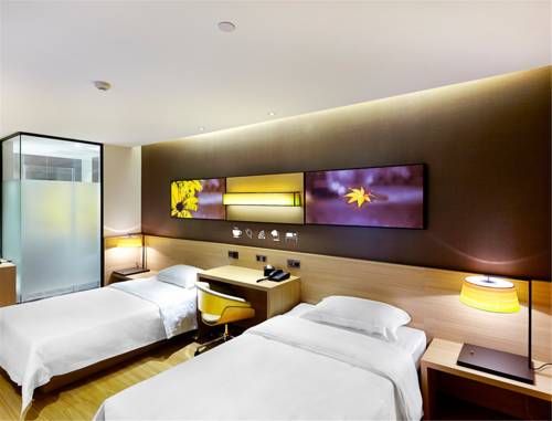 Hotel Photo 14