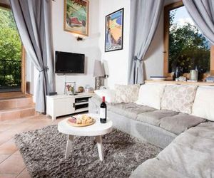 Lou Lou Apartment - Chamonix All Year Chamonix France