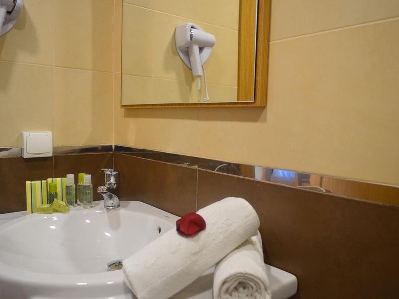 Hotel Photo 8