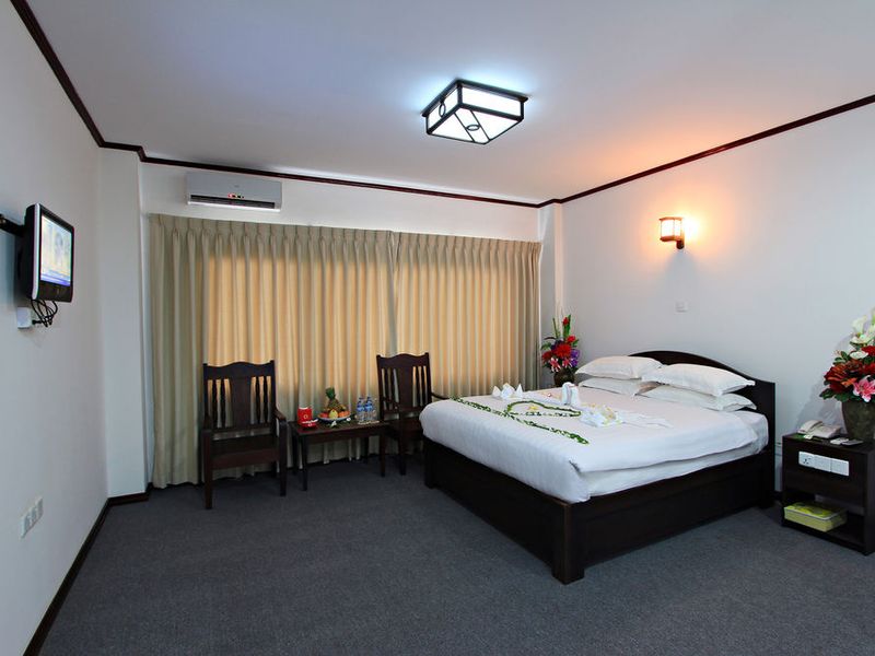 Hotel Photo 3