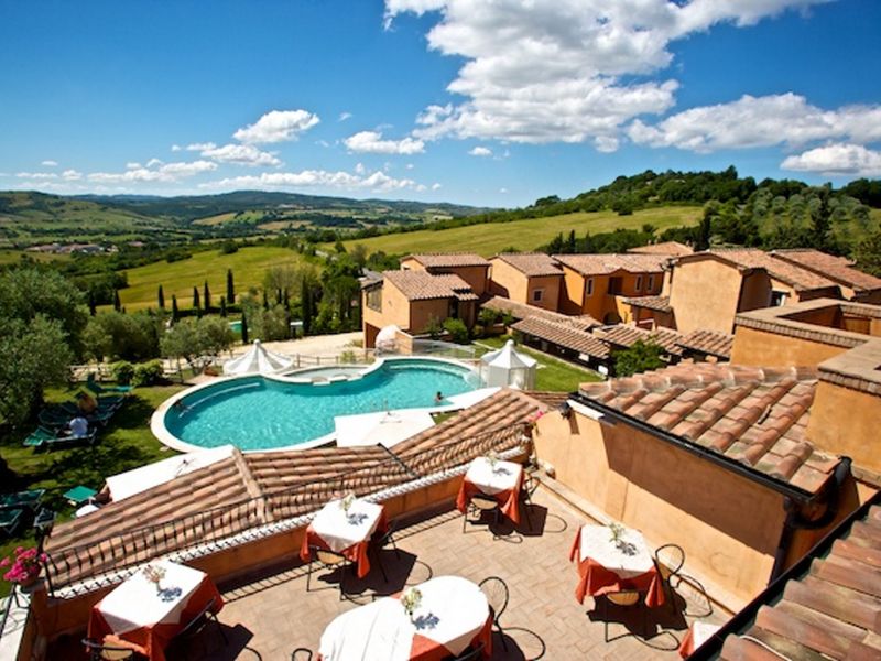 Hotel Photo 9
