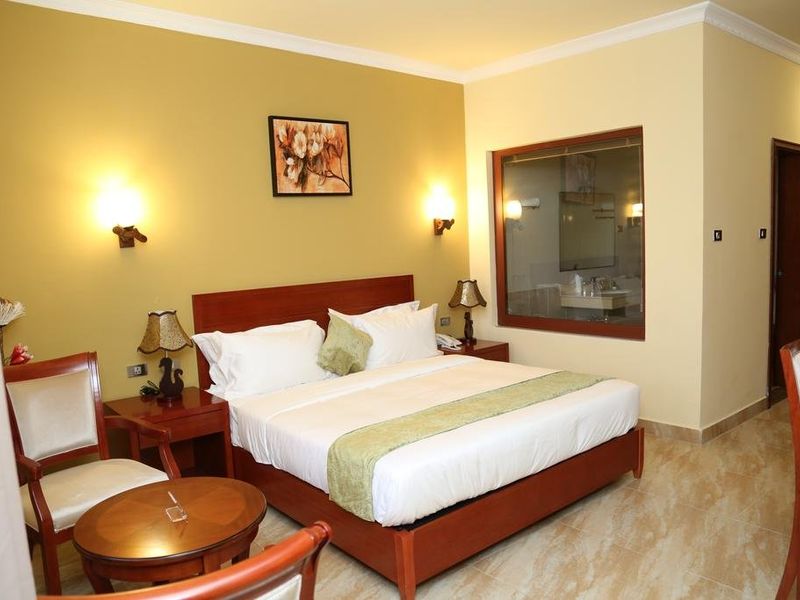 Hotel Photo 1