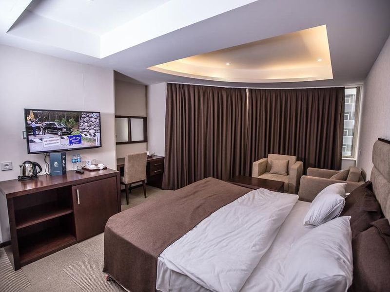 Hotel Photo 1