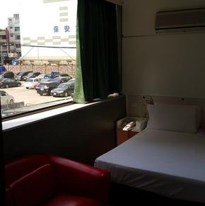 NearBy Hotel