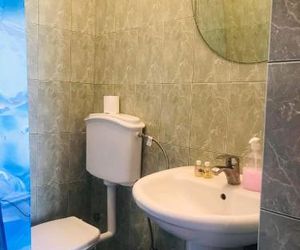 Floras Guesthouse Gjirokaster Albania