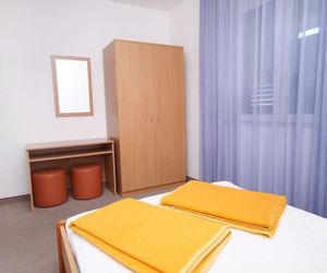 Double Room Tucepi 5263d Tucepi Croatia