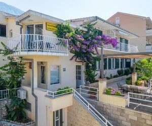 Apartments with a parking space Tucepi (Makarska) - 6856 Tucepi Croatia