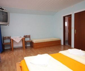 Rooms with a swimming pool Peroj Fazana - 2235 Peroi Croatia
