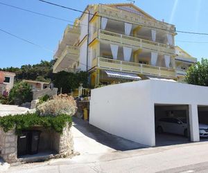 Apartments with a parking space Banjol (Rab) - 5041 Rab Croatia