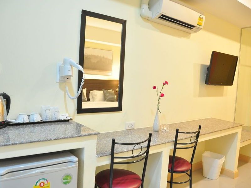 Hotel Photo 6