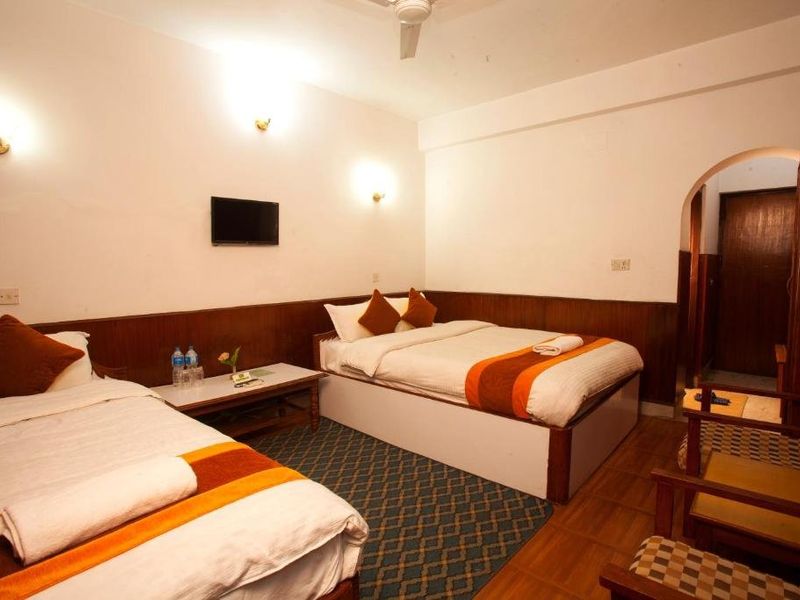 Hotel Photo 1