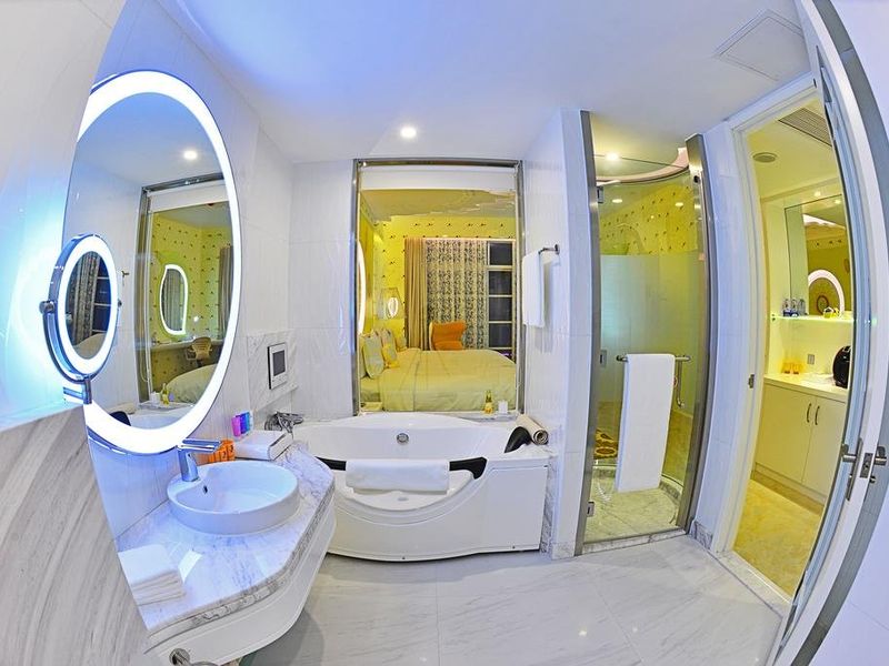 Hotel Photo 8