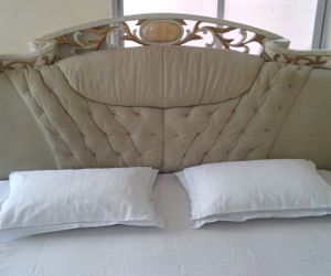 Royal Guest House & Service Apartment Kolkata India