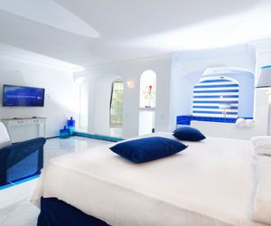 The White and Blue Suites Capri Village Italy