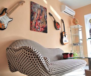 Vintage apartment, 5 min from center + 2 free bikes Varna Bulgaria