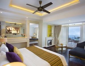 Fragrant Nature Munnar - "A Classified Five Star Hotel" Devikolam India
