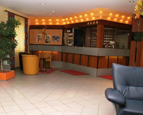Hotel Photo 8