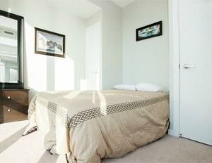E.S.I Furnished Suites at the ACC Toronto Canada