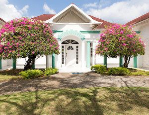 Diamond Villas And Suites Montego Bay Jamaica