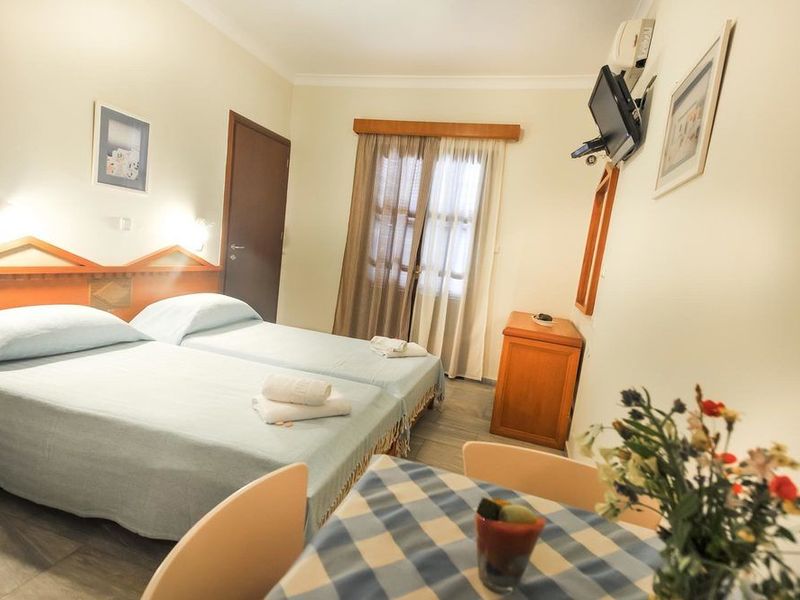 Hotel Photo 8