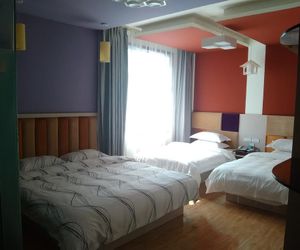 Twelve Months Fashion Hotel Dengfeng China