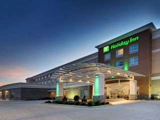 Фото отеля Holiday Inn & Suites Peoria at Grand Prairie, an IHG Hotel