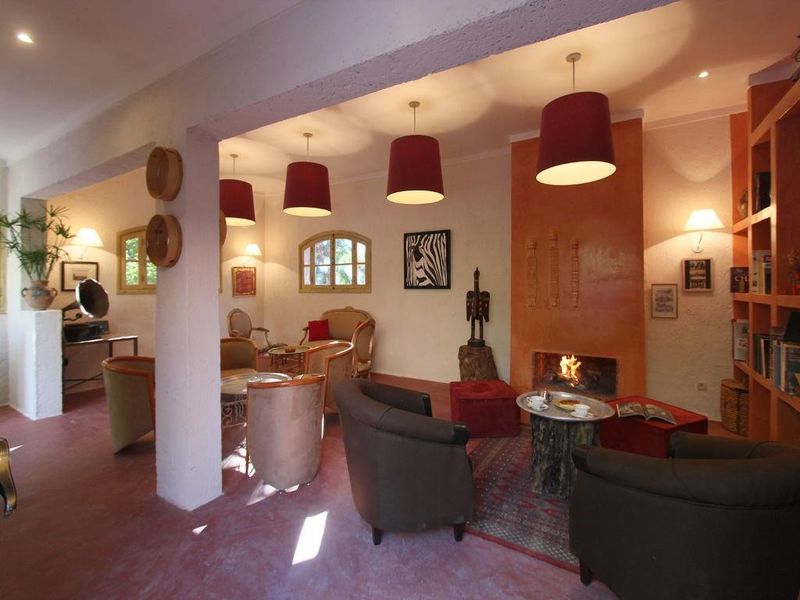 Hotel Photo 12