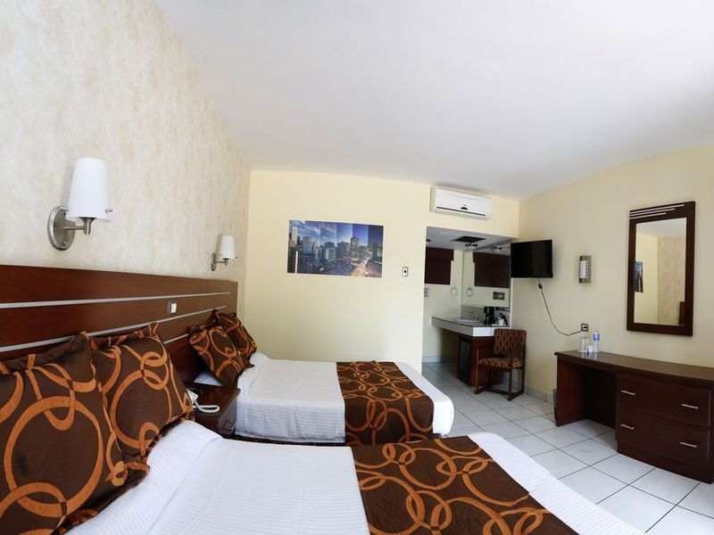 Hotel Photo 2
