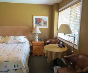 Rivers Edge Bed and Breakfast Trail Canada