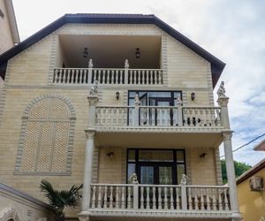 Palmovy Dvor Guesthouse Dagomys Russia
