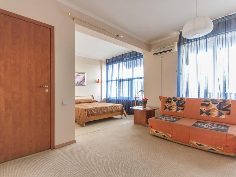 Hotel Photo 10