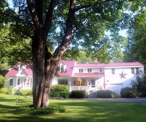 Buttonwood Inn on Mount Surprise Intervale United States