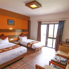 NearBy Hotel