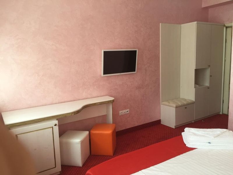 Hotel Photo 1