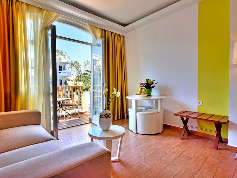 Hotel Photo 5