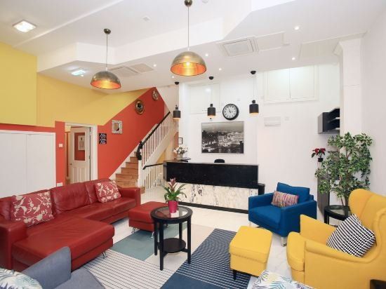 Hotel Photo 8