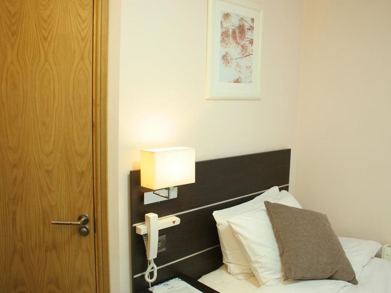 Hotel Photo 8