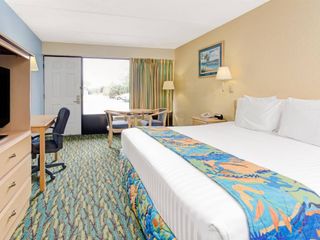 Hotel pic Baymont by Wyndham Kissimmee