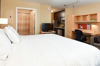 Photo of TownePlace Suites by Marriott Detroit Commerce