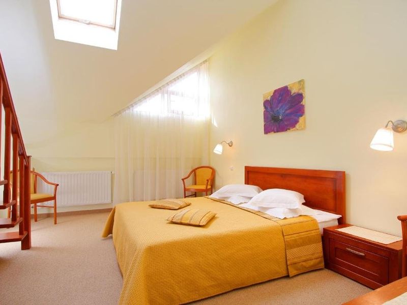 Hotel Photo 11