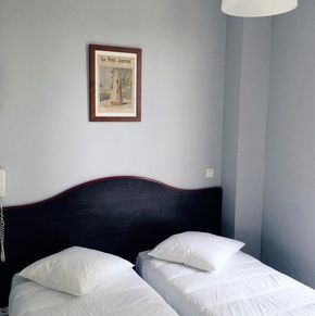 NearBy Hotel