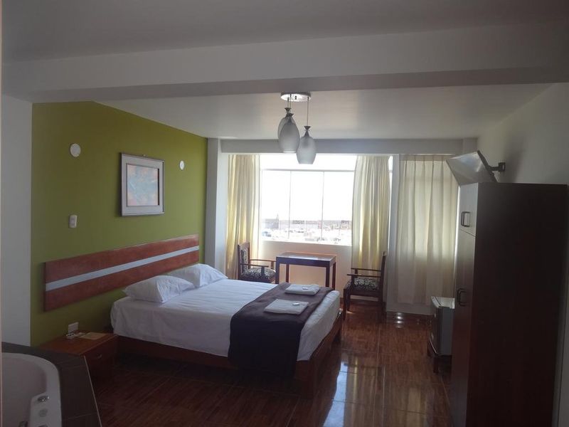 Hotel Photo 10